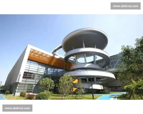 以体育场馆为核心引领城市活力与全民健身融合发展新格局之路建设